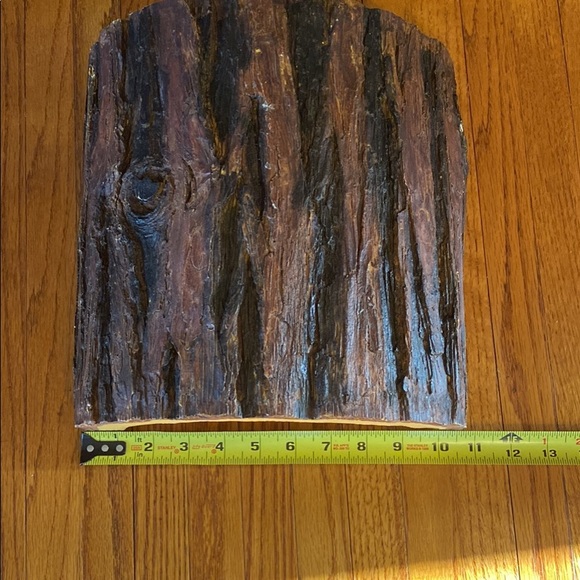 Reptile hide medium